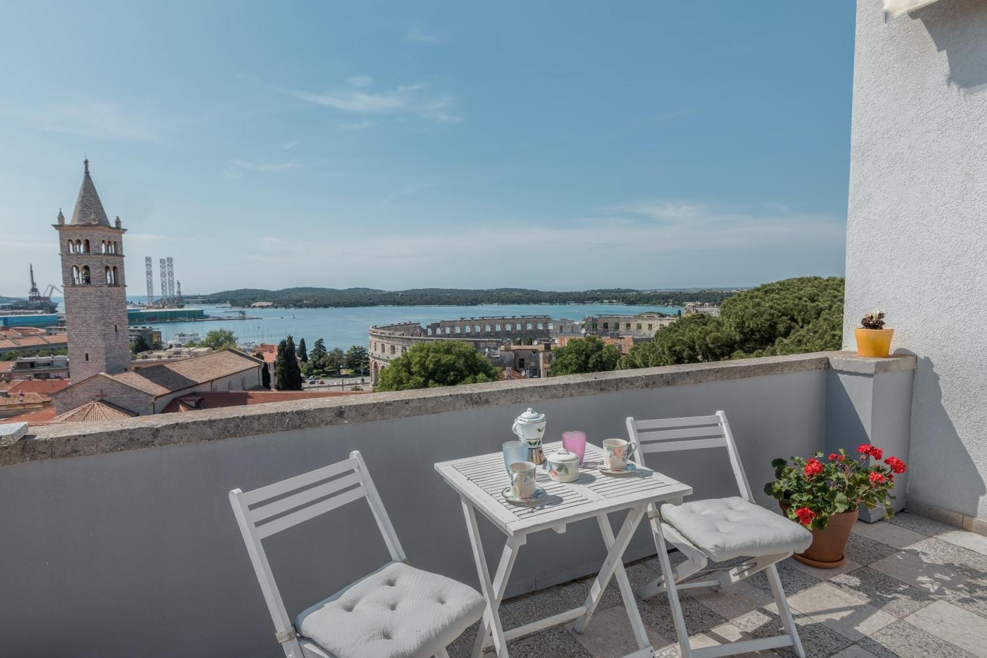 Apartment Seagull Πούλα Εξωτερικό φωτογραφία