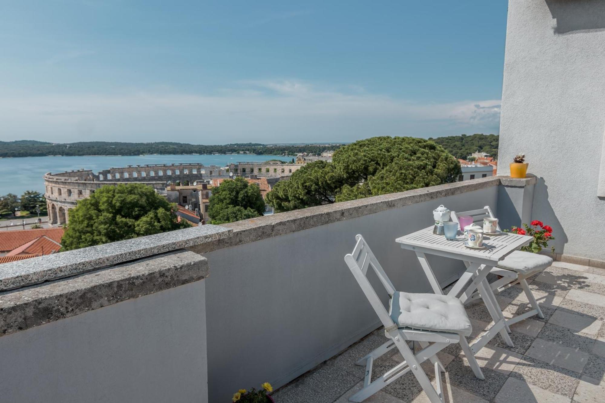 Apartment Seagull Πούλα Εξωτερικό φωτογραφία
